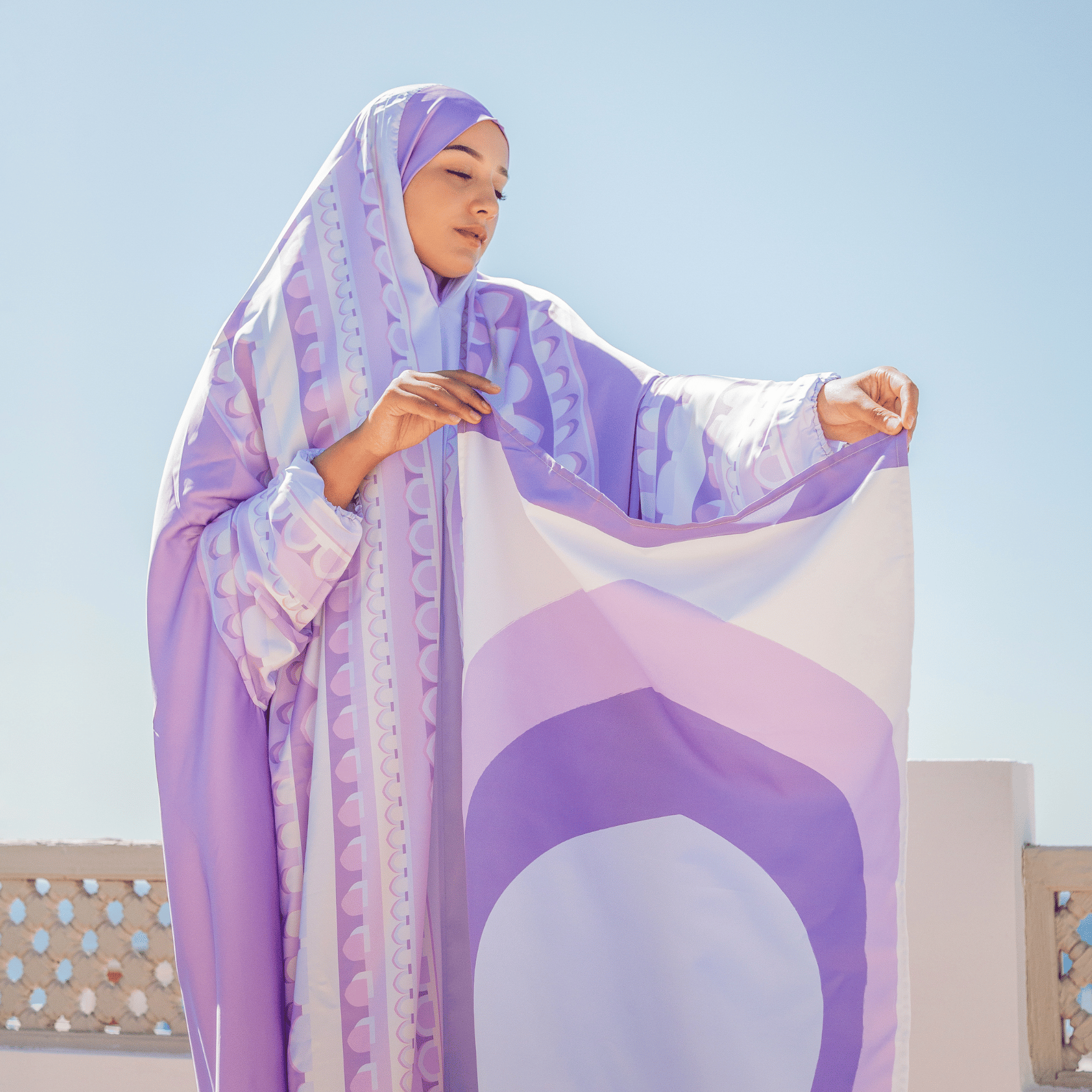 'Baghdad' Portable Prayer Dress With Pouch